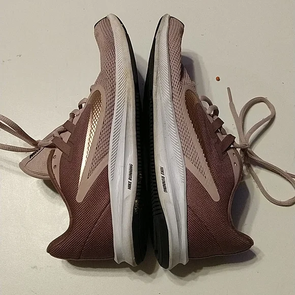 Nike Running Shoes - Picture 4 of 6